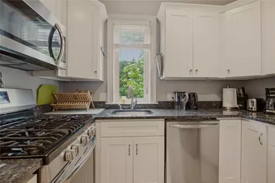 158 Narragansett Avenue #U, Newport, RI 02840 - Photo 12