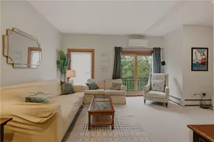 158 Narragansett Ave, Newport, RI 02840 - Photo 4