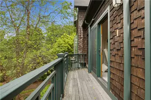 158 Narragansett Ave, Newport, RI 02840 - Photo 18