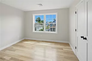 135 Owen Ave, Pawtucket, RI 02860 - Photo 26