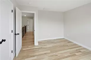 135 Owen Ave, Pawtucket, RI 02860 - Photo 28