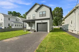 135 Owen Ave, Pawtucket, RI 02860 - Photo 44