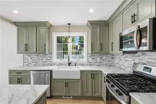 15 Legris Ave, Pawtucket, RI 02861 - Photo 14