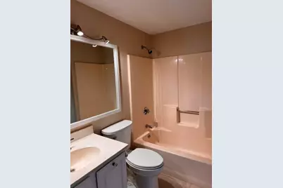 32 Bowles Court, Pawtucket, RI 02860 - Photo 12