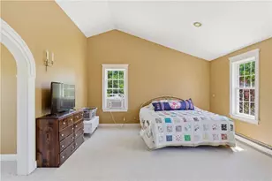 27 Charles Ave, Uxbridge, MA 01569 - Photo 22