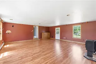 27 Charles Ave, Uxbridge, MA 01569 - Photo 32