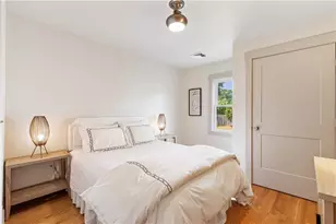 210 Promenade St, Barrington, RI 02806 - Photo 22