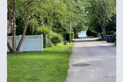 80 Preston Drive, Warwick, RI 02886 - Photo 2