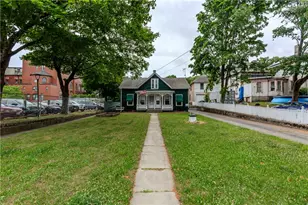 60 Greene St, Woonsocket, RI 02895 - Photo 2