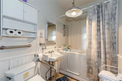 60 Greene Street, Woonsocket, RI 02895 - Photo 32
