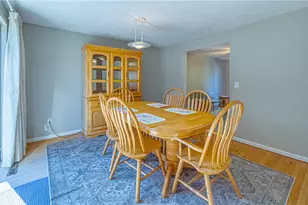 1902 Pinewood Dr, Smithfield, RI 02917 - Photo 6