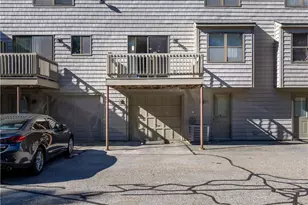 1902 Pinewood Dr, Smithfield, RI 02917 - Photo 2