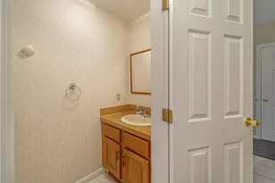 1902 Pinewood Dr, Smithfield, RI 02917 - Photo 10
