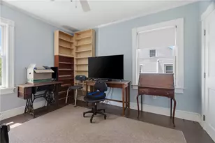 40 Greenwood Ave, Warwick, RI 02886 - Photo 14