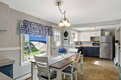 37 Platt Street, Bristol, RI 02809 - Photo 12