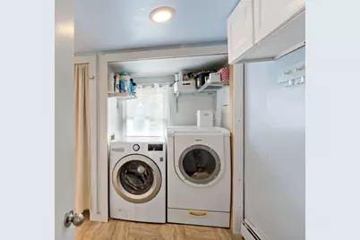 37 Platt Street, Bristol, RI 02809 - Photo 14