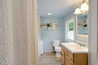 37 Platt Street, Bristol, RI 02809 - Photo 16