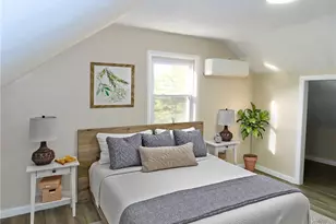 11 Swanton St, Providence, RI 02910 - Photo 6