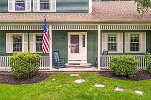 19 Waterman St, Bristol, RI 02809 - Photo 4