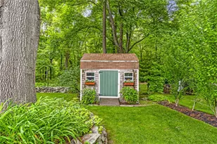 19 Waterman St, Bristol, RI 02809 - Photo 44