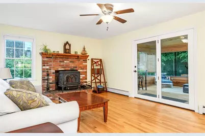 19 Waterman Street, Bristol, RI 02809 - Photo 18