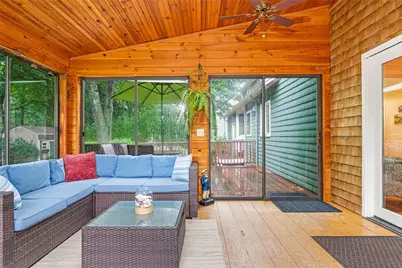 19 Waterman Street, Bristol, RI 02809 - Photo 20