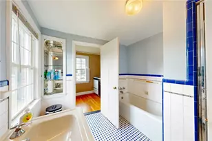 873 Warwick Ave, Warwick, RI 02888 - Photo 36