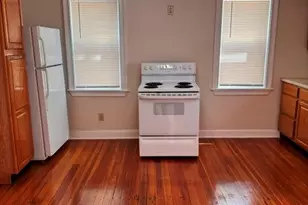 6 Goulding St, Providence, RI 02906 - Photo 2