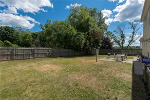 8 Short St, Cumberland, RI 02864 - Photo 4