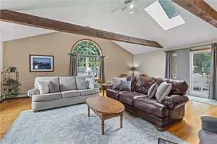 157 Tara Ln, Woonsocket, RI 02895 - Photo 10