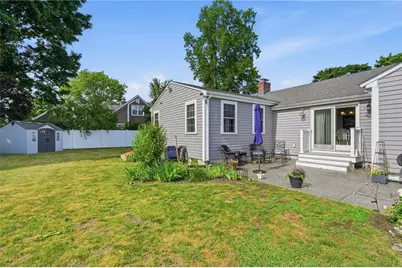 336 Dover Avenue, East Providence, RI 02914 - Photo 34
