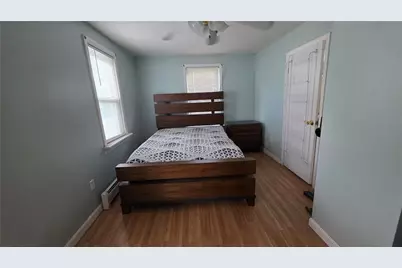 18 Glen Street, East Providence, RI 02915 - Photo 14
