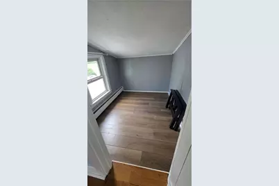 18 Glen Street, East Providence, RI 02915 - Photo 22