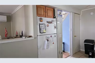 18 Glen Street, East Providence, RI 02915 - Photo 8