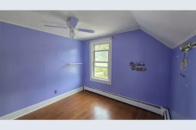 18 Glen Street, East Providence, RI 02915 - Photo 20