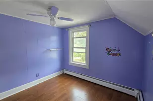 18 Glen St, East Providence, RI 02915 - Photo 20
