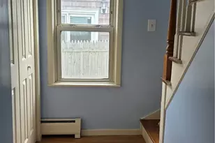 18 Glen St, East Providence, RI 02915 - Photo 16