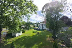 32 Hoffman Ave, Cranston, RI 02920 - Photo 4