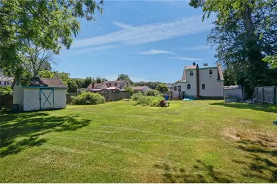 32 Hoffman Avenue, Cranston, RI 02920 - Photo 6