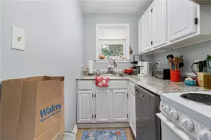 5 Trenton St, Providence, RI 02906 - Photo 6