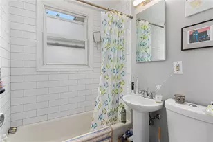 5 Trenton St, Providence, RI 02906 - Photo 14