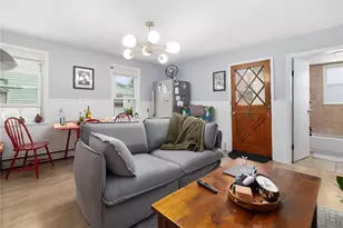5 Trenton St, Providence, RI 02906 - Photo 4