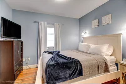 9 Waites #1, Newport, RI 02840 - Photo 8