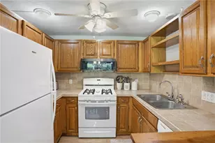 3 Quail Cir, Smithfield, RI 02917 - Photo 2
