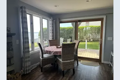 25 Bayside Avenue, Portsmouth, RI 02871 - Photo 10