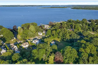 127 Beacon Avenue, Warwick, RI 02889 - Photo 4