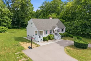 14 Branberry Dr, Westerly, RI 02891 - Photo 4
