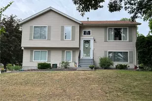 1089 Greenwich Ave, Warwick, RI 02886 - Photo 1
