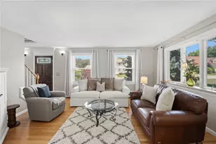 8 Pineridge Dr, Smithfield, RI 02917 - Photo 20