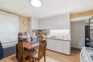 14 Garfield Ave, East Providence, RI 02916 - Photo 4